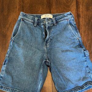 Hollister Men's Medium Blue Denim Carpenter Shorts
